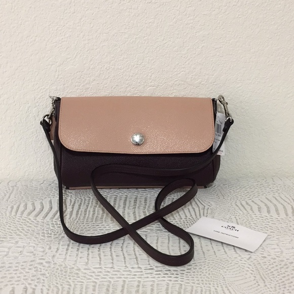 Coach Handbags - New Coach reversible leather clutch/crossbody bag